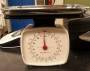 demonstrations:9_equipment:measuring_devices:analog_scale:rsz_20150507_132831.jpg